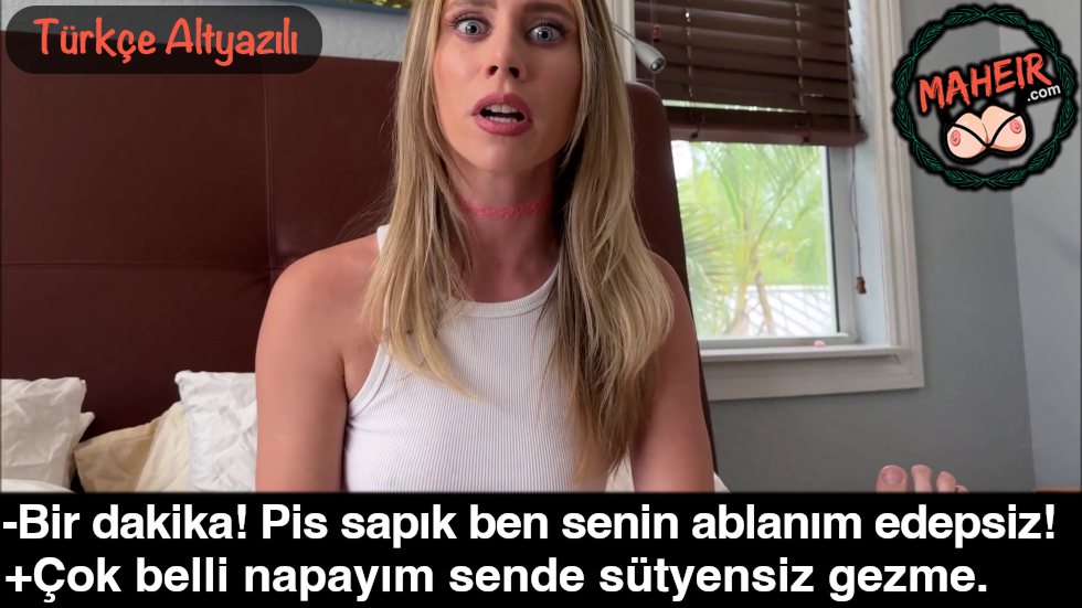 Sütyen Giymeyen Ablasının Memelere Bakmaktan Ağzının Suyunu Akıyor